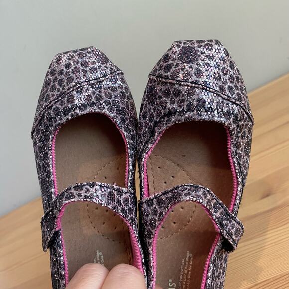 Toms Tiny Mary Jane Flat Silver Moroccan Print T11 - Picture 8 of 8